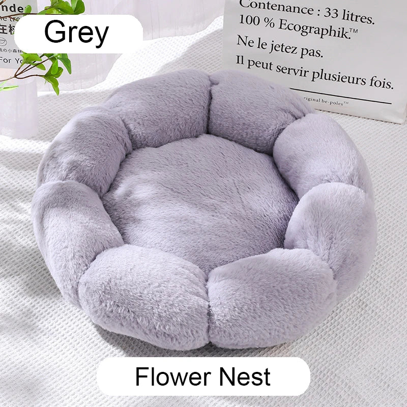 Pet Dog Bed Comfortable Donut Cuddler Round Cat Nest Dog Nest Warm Dog Mat with Soft Plush Material Pet Bed for Dogs and Cats